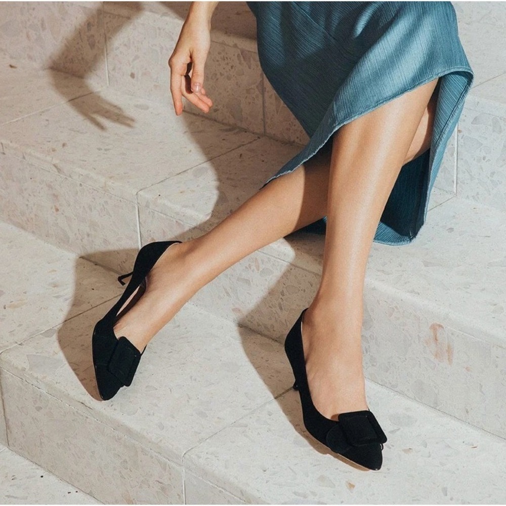 Andrea Carrano Milk Black Suede‎ Buckle Pointed Toe Kitten Heel Pumps 38 US 7